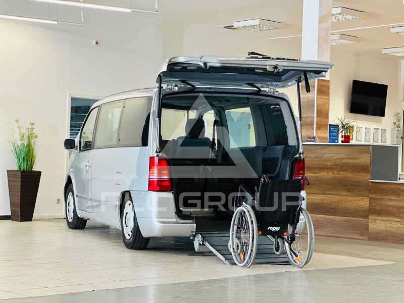2001 Mercedes Benz V 200