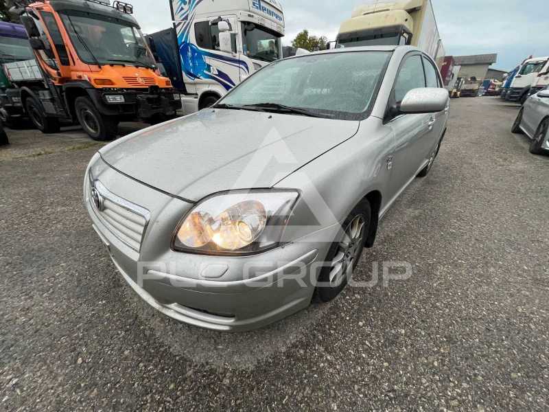 2004 Toyota Avensis