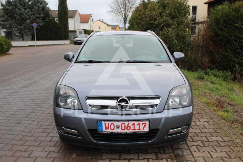 2005 Opel Signum