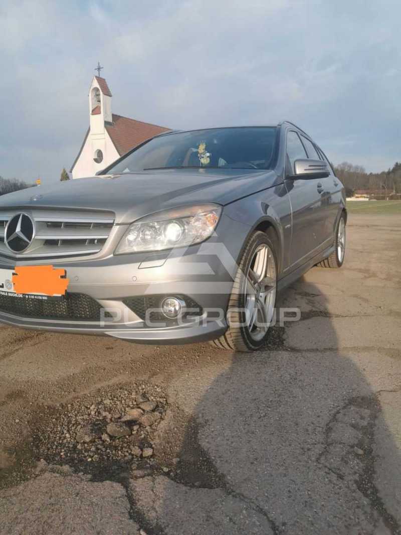 2009 Mercedes Benz 220