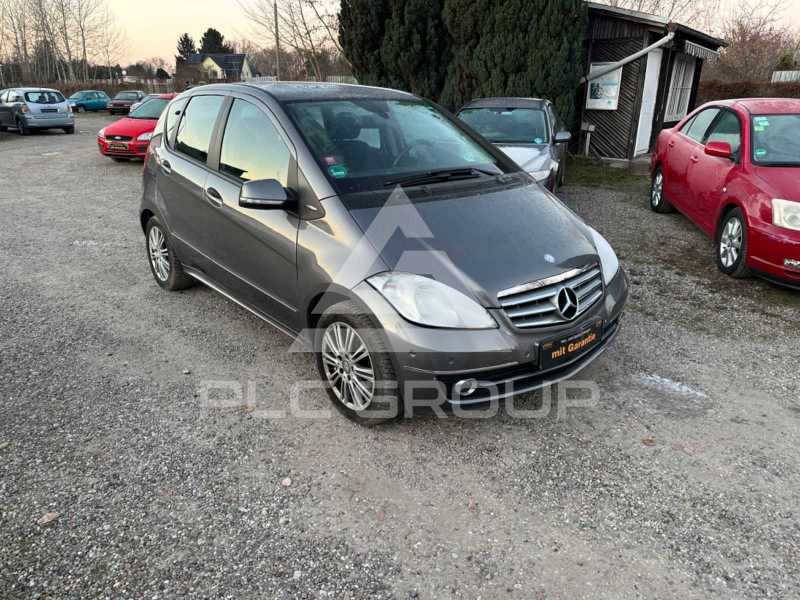2011 Mercedes Benz A 180