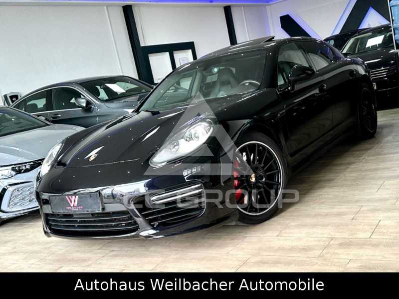 2016 Porsche Panamera