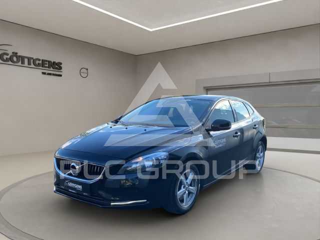 2018 Volvo V40