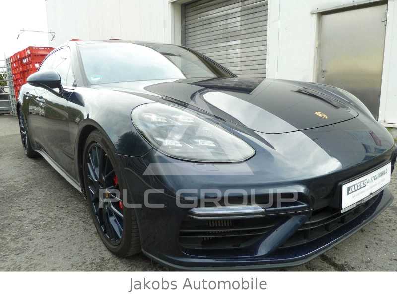 2019 Porsche Panamera