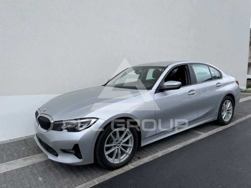 2020 BMW 320