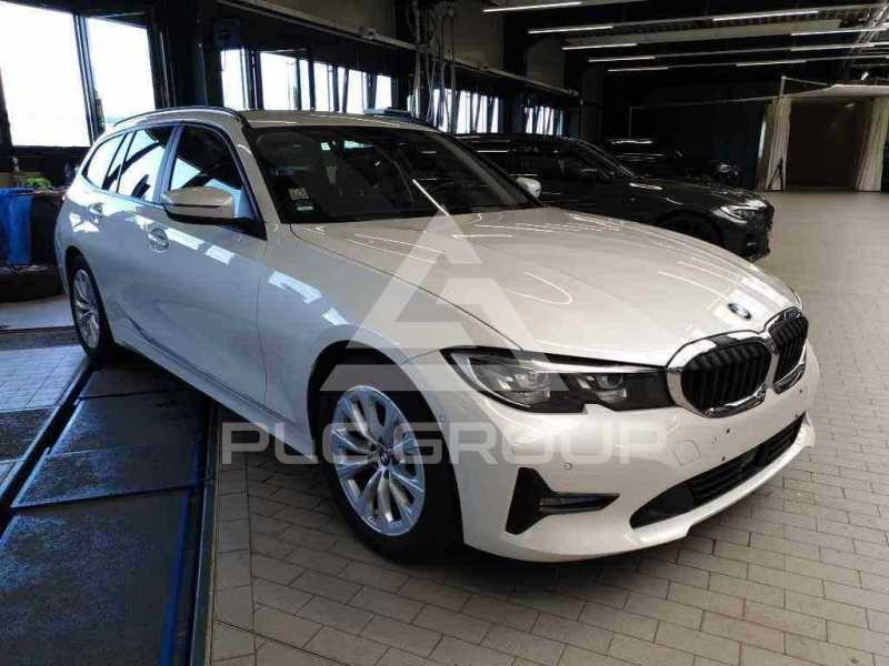 2020 BMW 320