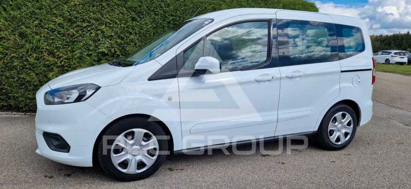 2020 Ford Tourneo