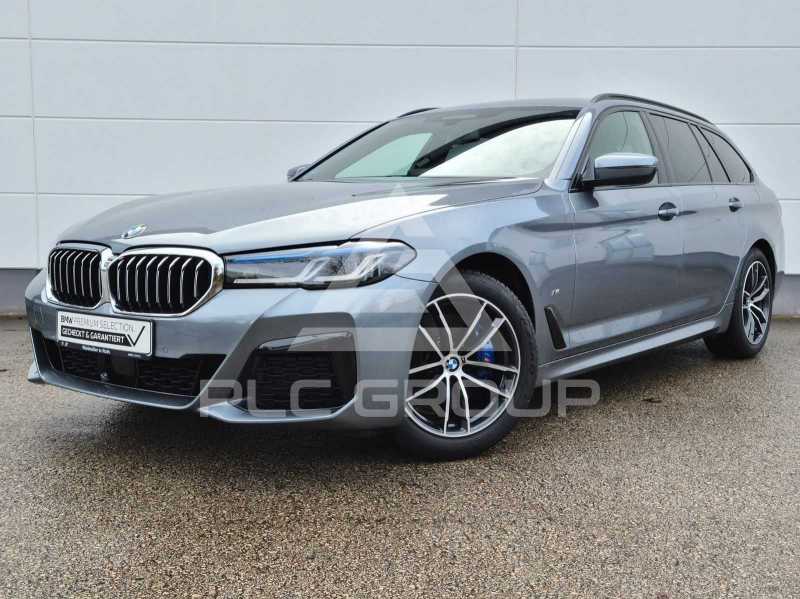 2022 BMW 520