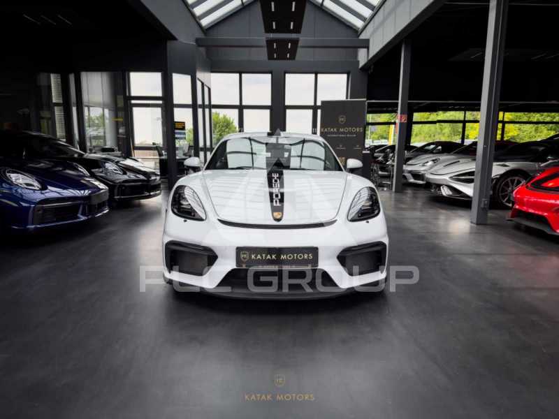 2022 Porsche Cayman