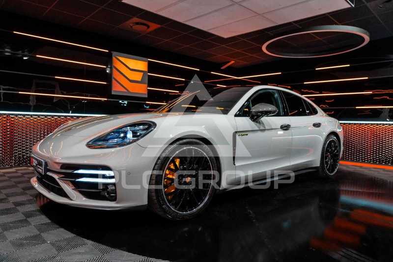 2022 Porsche Panamera