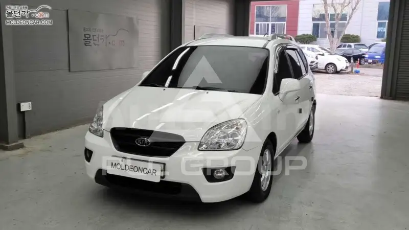 2010 KIA Carens