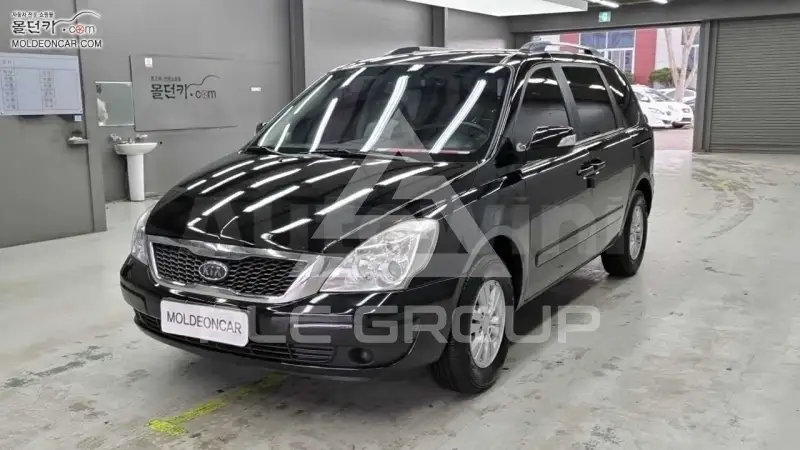 2012 KIA Carnival