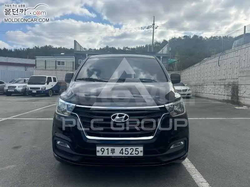 2020 Hyundai Starex