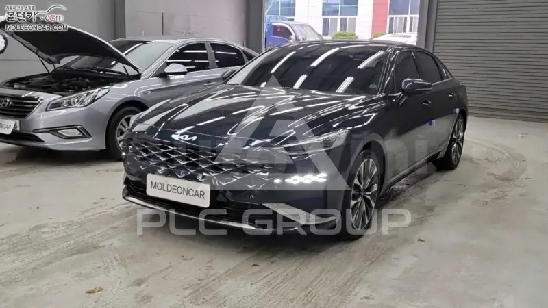 2022 KIA K8