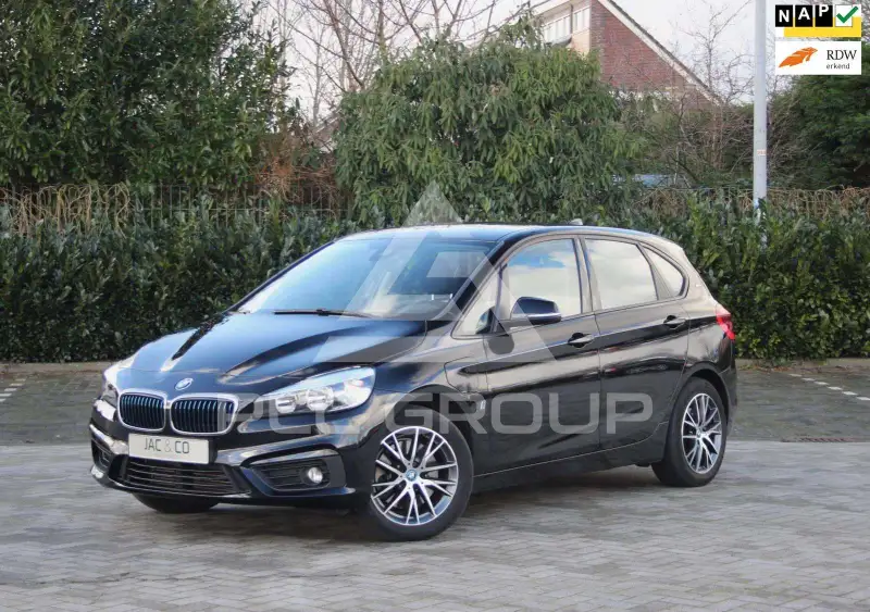 2017 BMW 225
