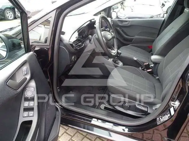 2021 Ford FIESTA