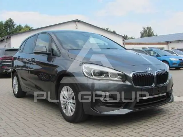 2019 BMW 218