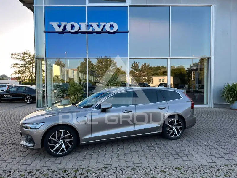 2020 Volvo V60
