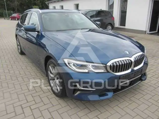 2021 BMW 320