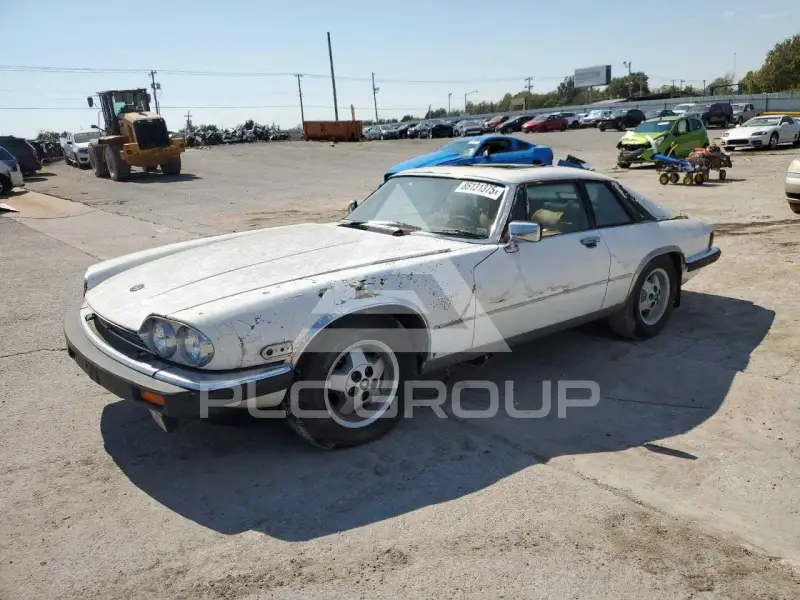 1982 Jaguar XJS photo