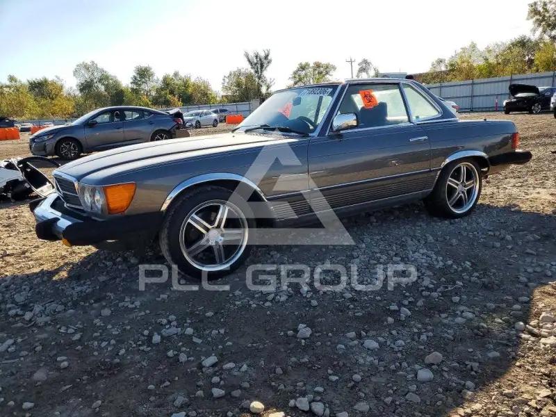 1982 Mercedes Benz 380 photo