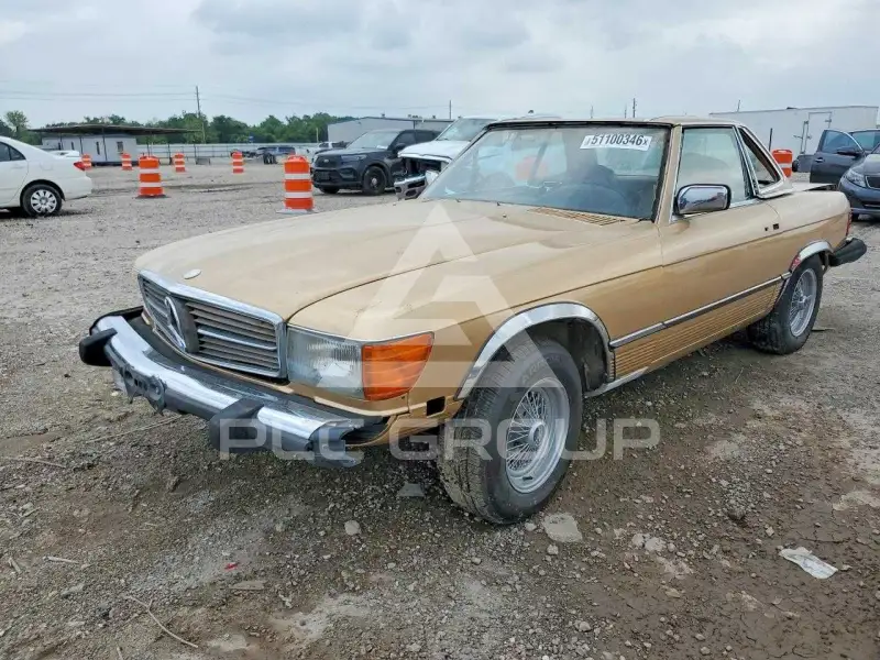 1982 Mercedes Benz 380 photo