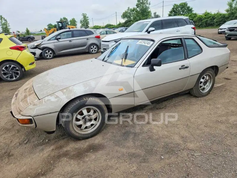 1983 Porsche 924 photo
