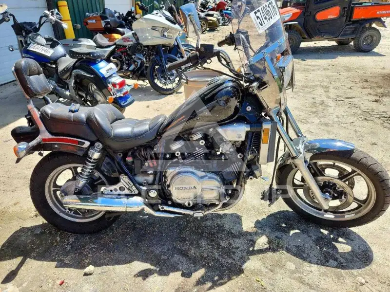 1986 Honda VF photo