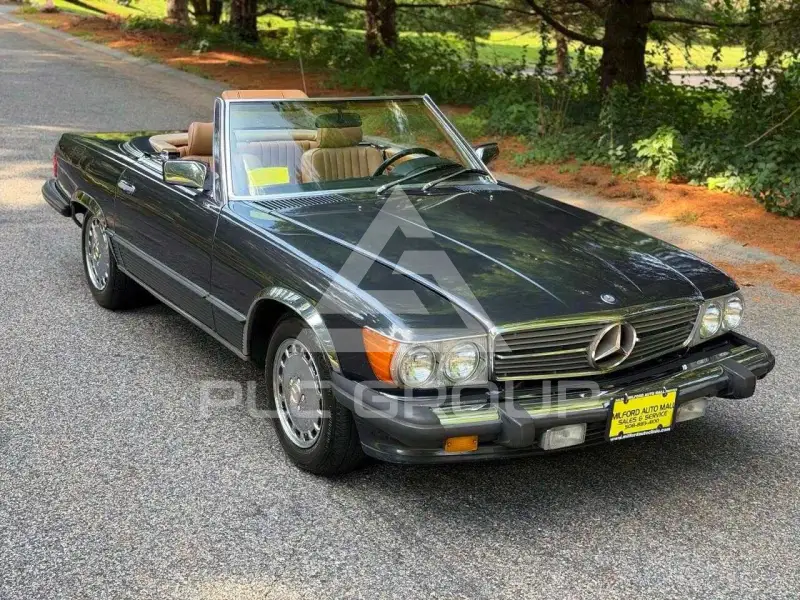 1986 Mercedes Benz 560 photo
