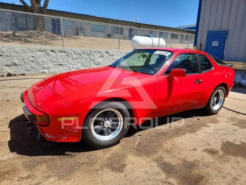 1986 Porsche 944 фото