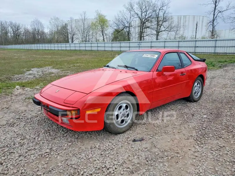 1987 Porsche 944 фото