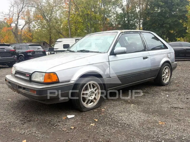 1988 Mazda 323 фото