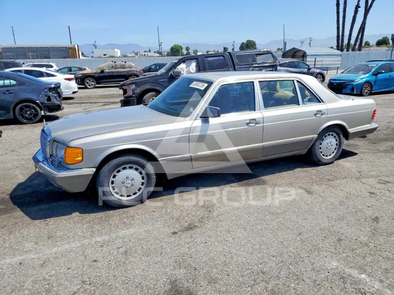1988 Mercedes Benz 560 фото