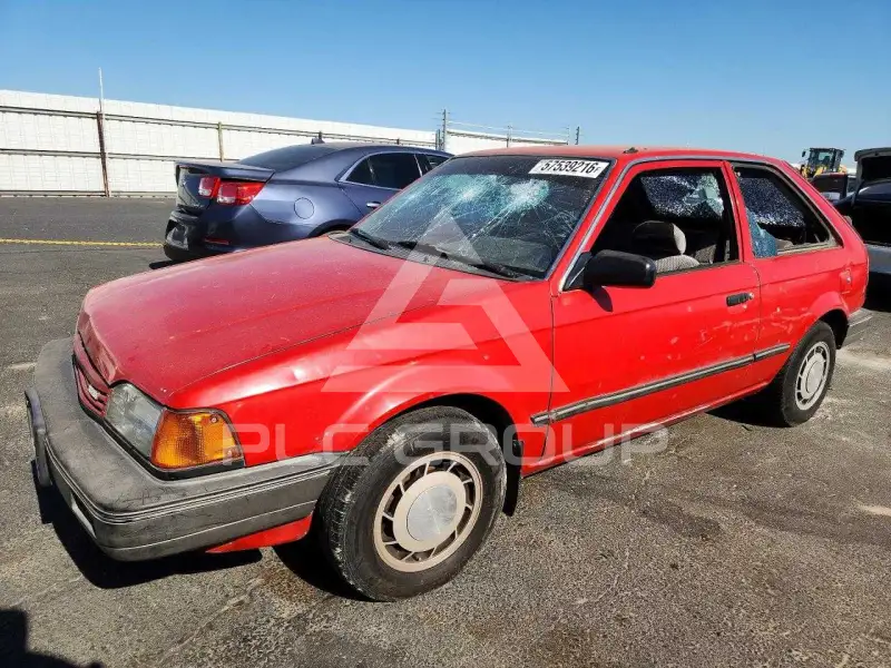 1989 Mazda 323 фото