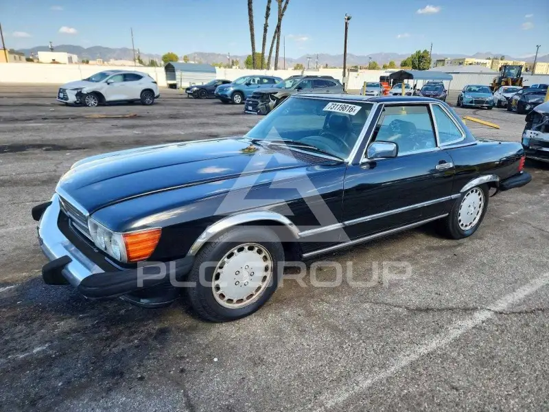 1989 Mercedes Benz 560 photo