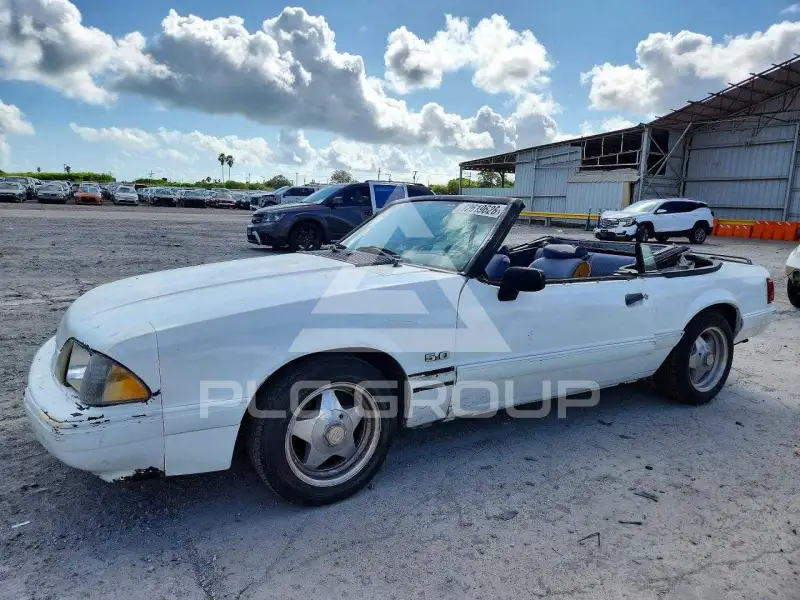 1989 Ford MUSTANG фото