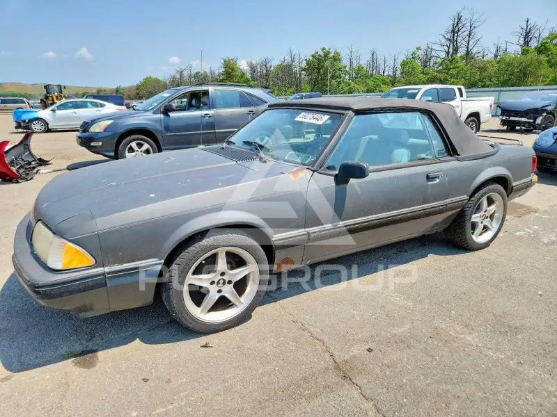 1989 Ford MUSTANG фото