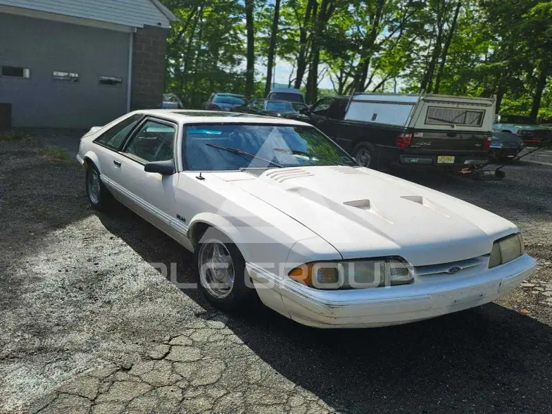 1990 Ford MUSTANG photo