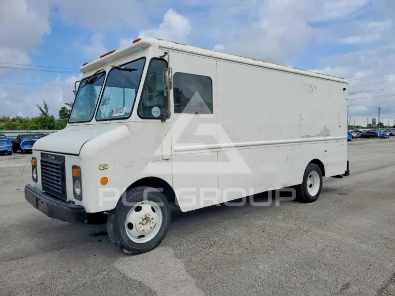 1993 Chevrolet P30 photo
