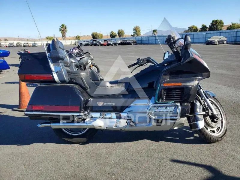 1993 Honda GL фото