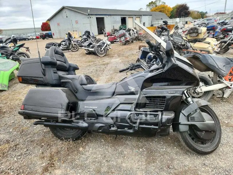 1993 Honda GL фото