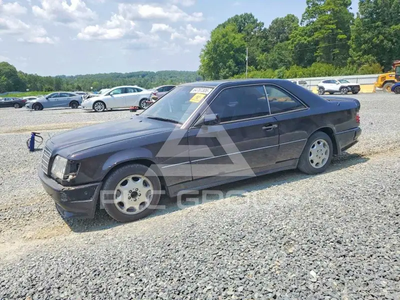 1993 Mercedes Benz E 300 photo