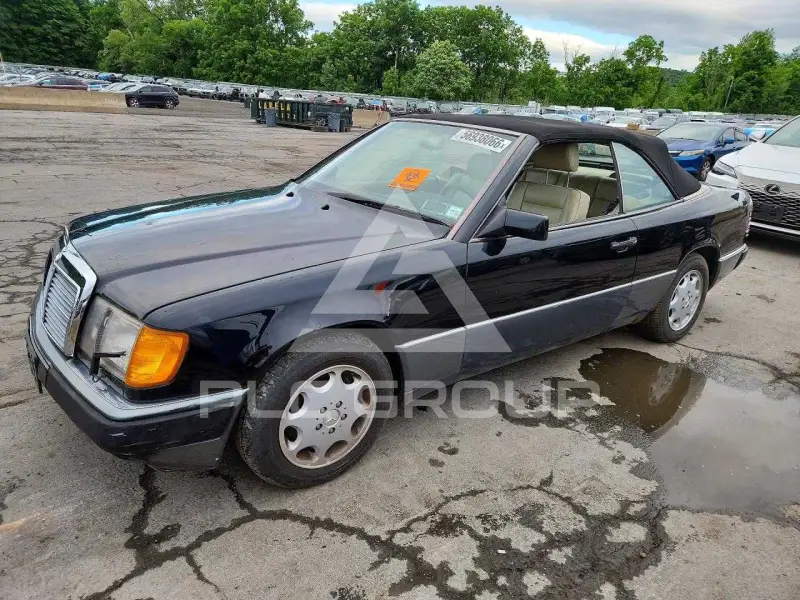 1993 Mercedes Benz E 300 photo