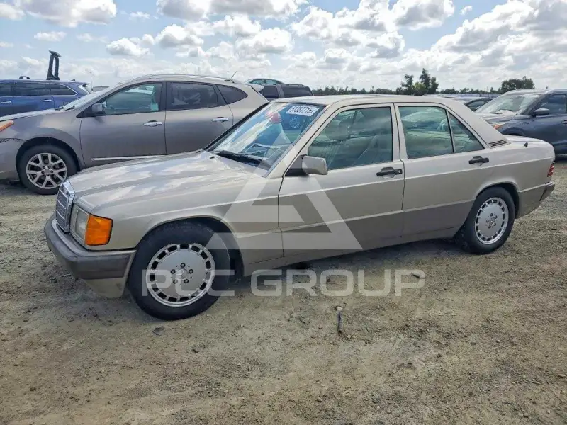 1993 Mercedes Benz 190 фото