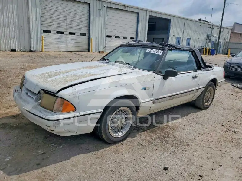 1993 Ford MUSTANG фото