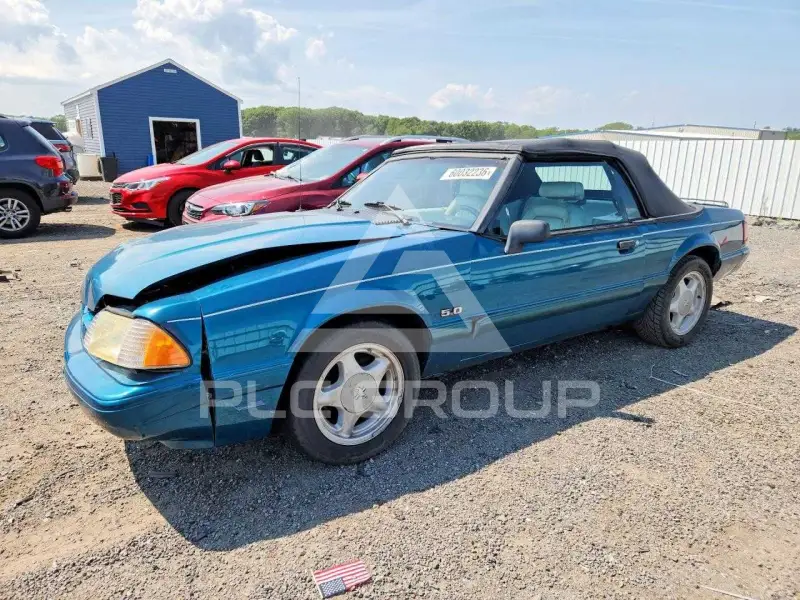 1993 Ford MUSTANG фото
