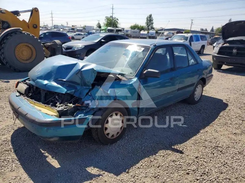 1994 Mazda Protege фото