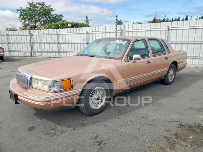 1994 Lincoln Town фото