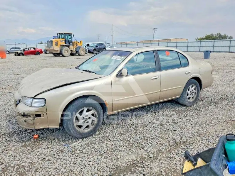 1995 Nissan MAXIMA photo