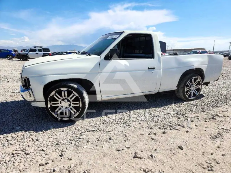 1995 Nissan Navara фото